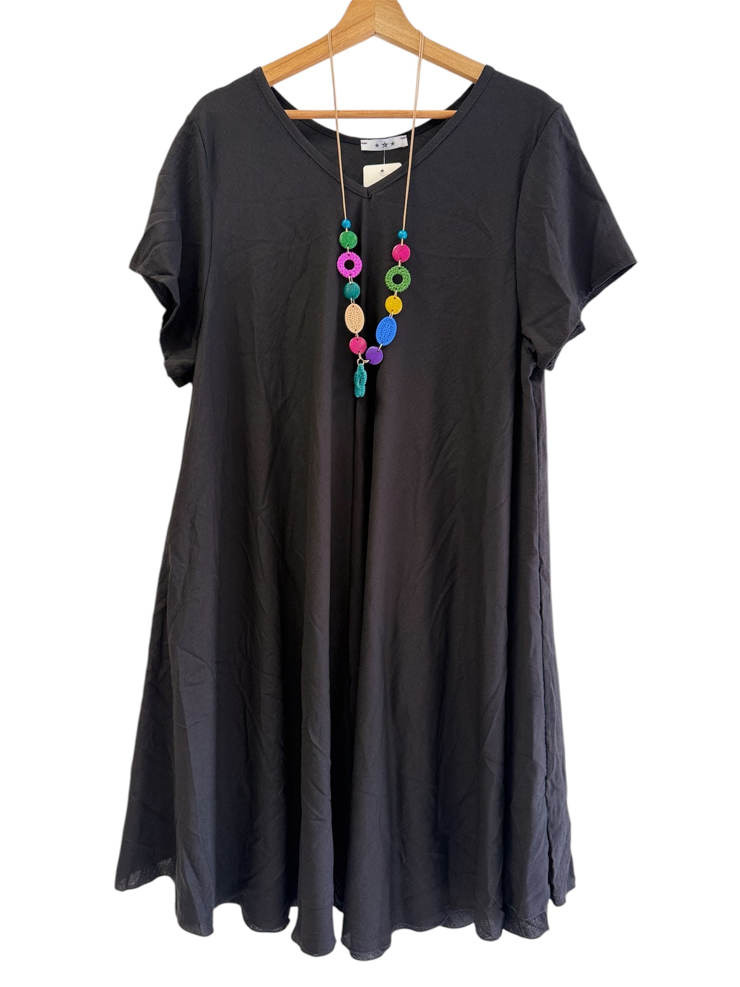 Elara – A-Linien-Kleid mit V-Ausschnitt & Kette