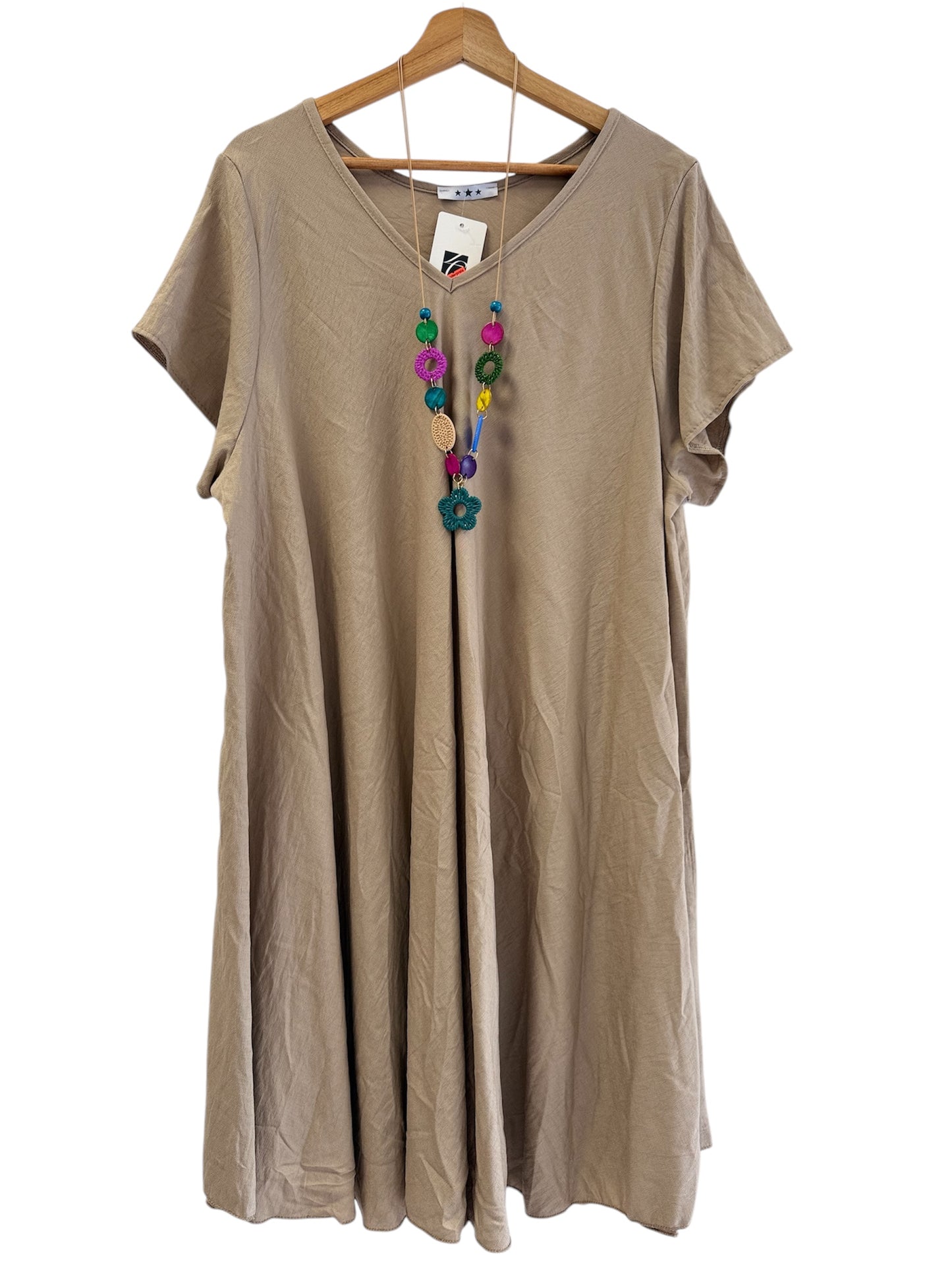 Elara – A-Linien-Kleid mit V-Ausschnitt & Kette