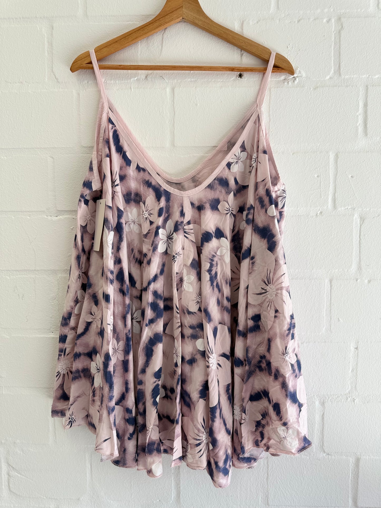 ALOHA – Sommer-Top mit Batikprint