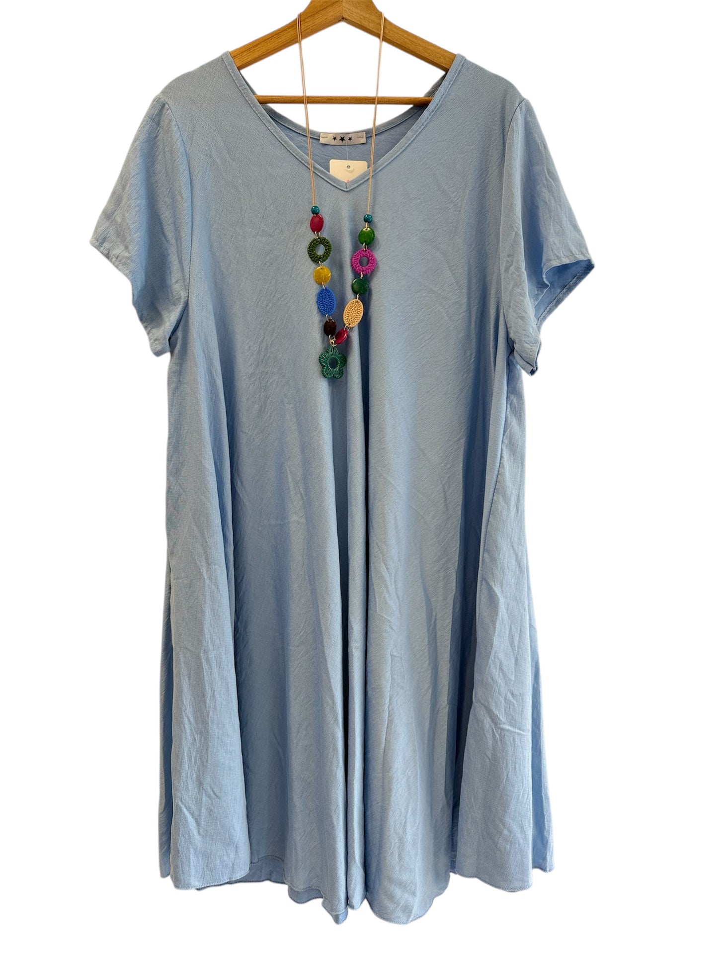 Elara – A-Linien-Kleid mit V-Ausschnitt & Kette