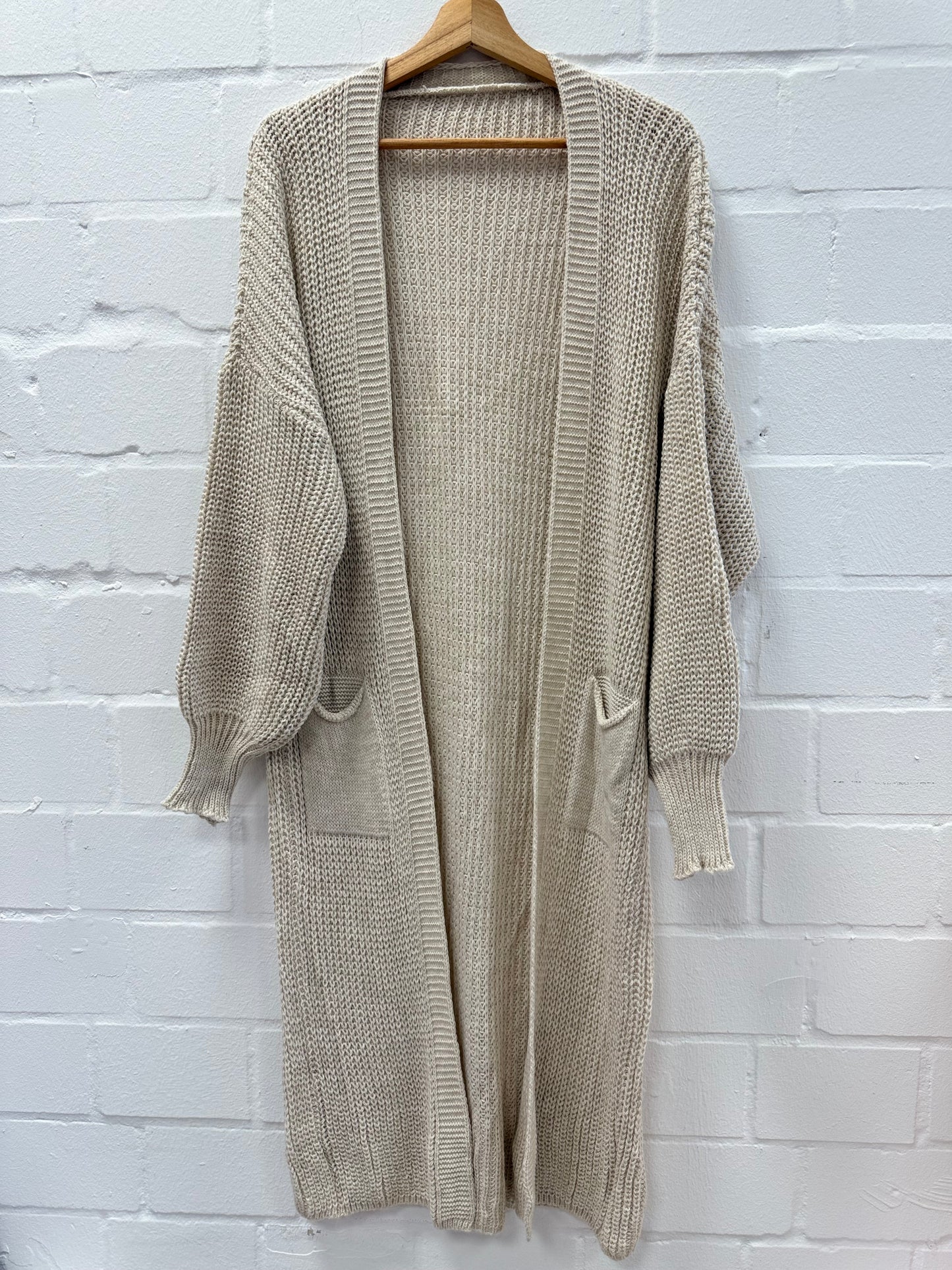 Cardigan Lina – Strickliebe in Oversize