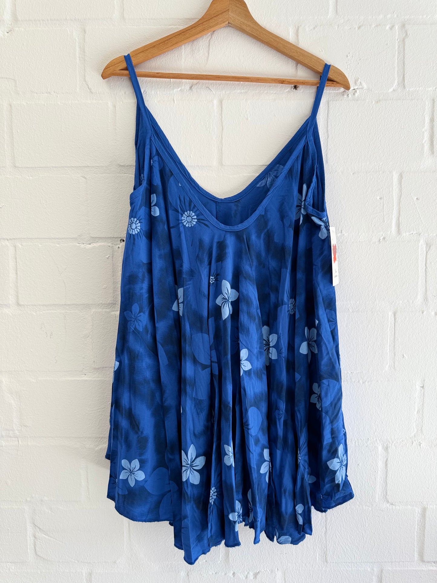 ALOHA – Sommer-Top mit Batikprint