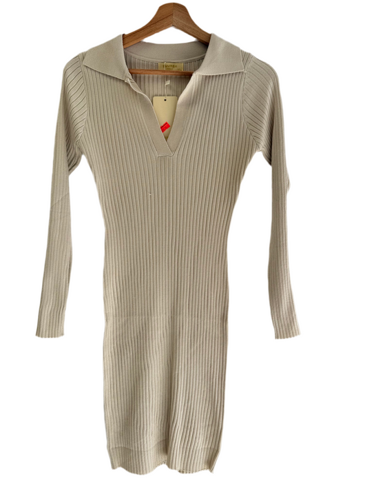 Mila – Strickkleid mit Polokragen