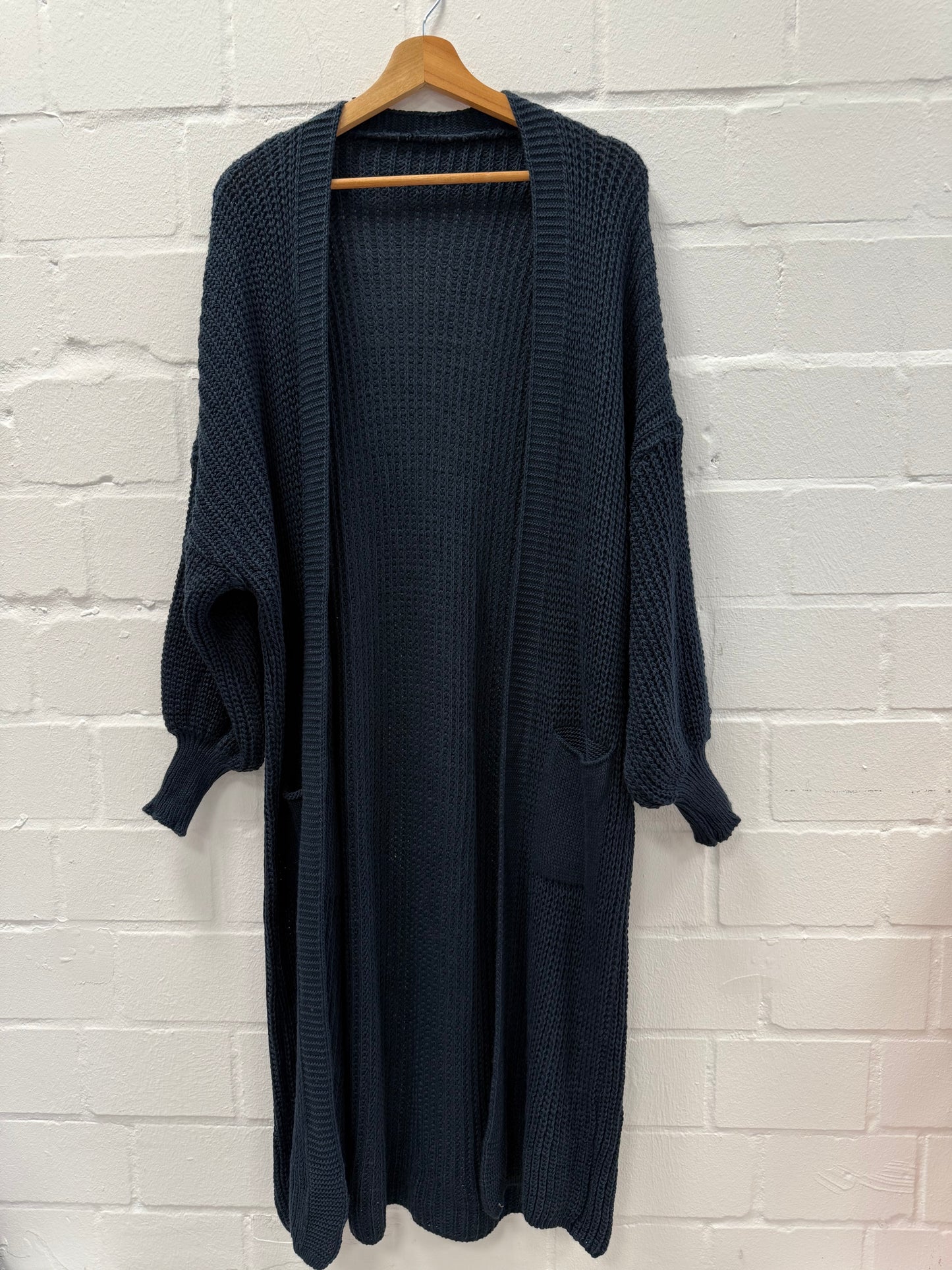 Cardigan Lina – Strickliebe in Oversize