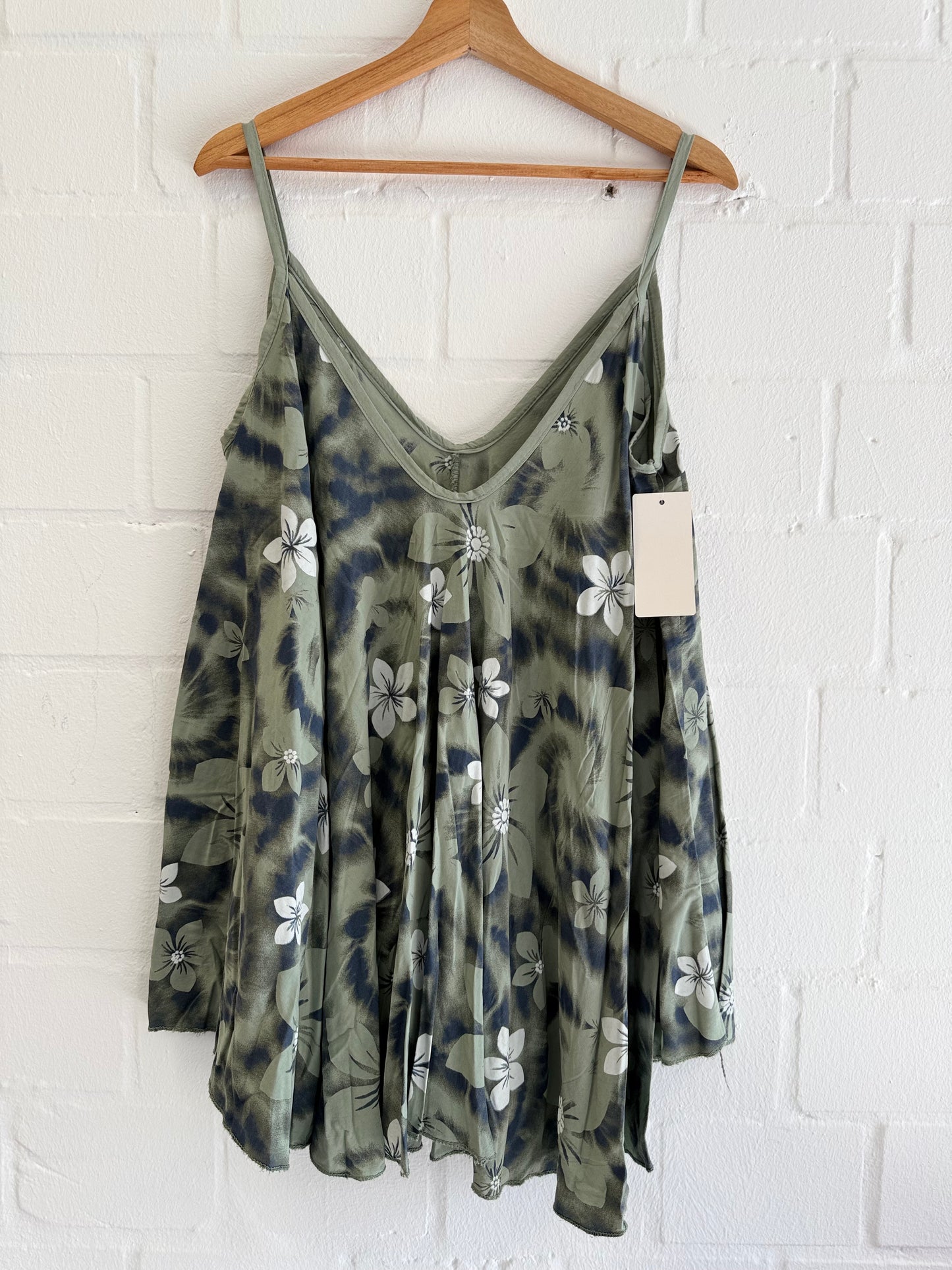 ALOHA – Sommer-Top mit Batikprint