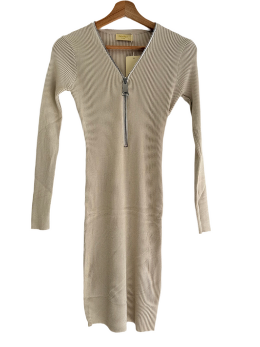 Nova – Strickkleid mit Zipper-Detail
